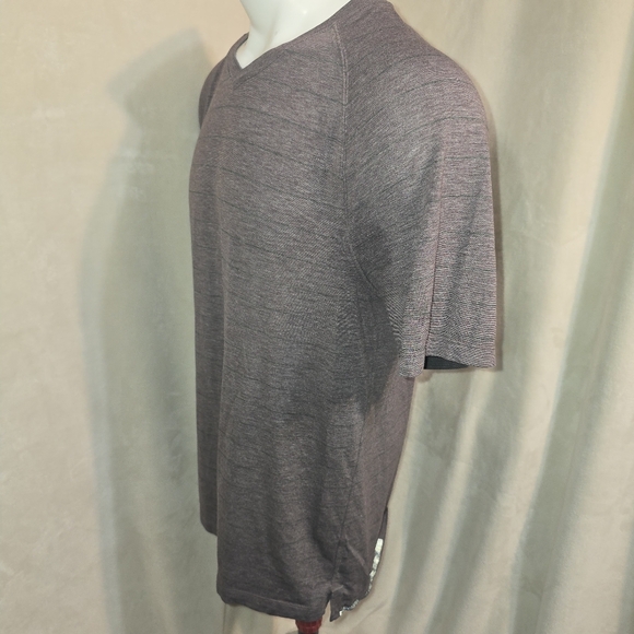 lululemon athletica | Shirts | Lululemon switchback Short Sleeve V-neck Men's XL - Picture 2 of 9